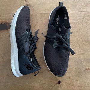 Women’s New Balance 9.5